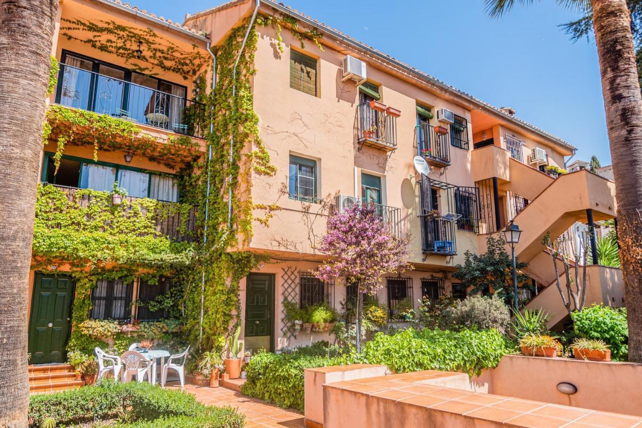 Tuguest Alhacaba Apartment - Free Parking Granada Exterior foto