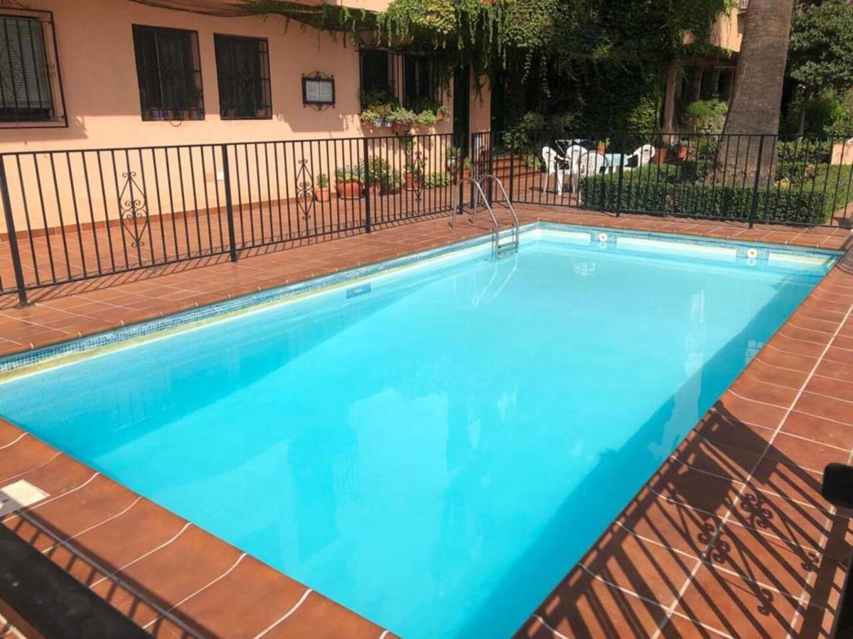 Tuguest Alhacaba Apartment - Free Parking Granada Exterior foto
